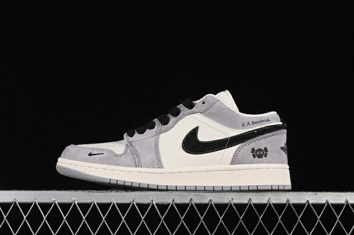 Picture of Air Jordan 1 LOW _SKUfw18028435868383583fw